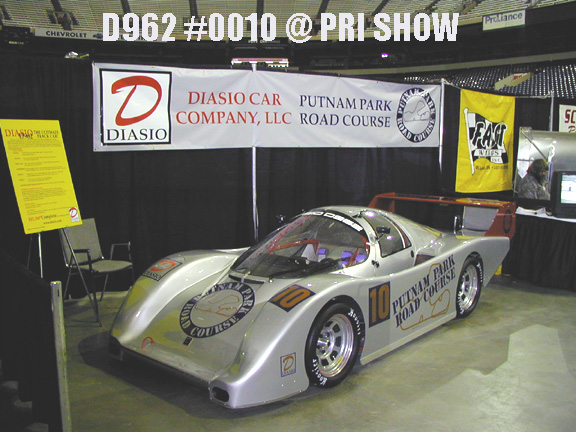 D962R exterior
